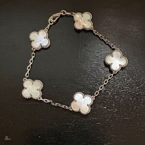 Elegant Silver and White Clover Bracelet